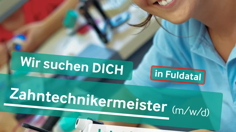 Drehszene mit Inhouse-Kameramann in einer Zahnarztpraxis